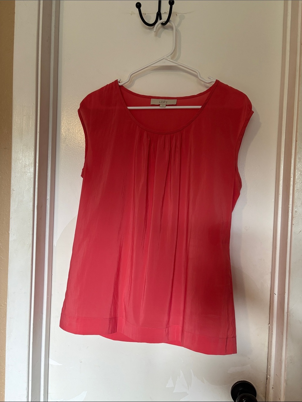 LOFT Red Cap-Sleeve Pleated Front Blouse